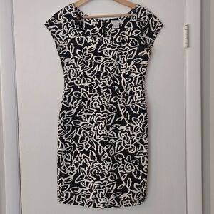 Pure Alfred Sung Black And White Front Pocket Cap Sleeve Sheath Dress